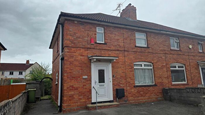 3 Bedroom Semi-Detached House For Sale In Salcombe Road, Bristol, BS4