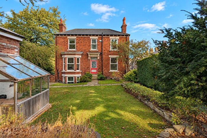 3 Bedroom End Of Terrace House For Sale In Westover Road, Leeds, West Yorkshire, LS13