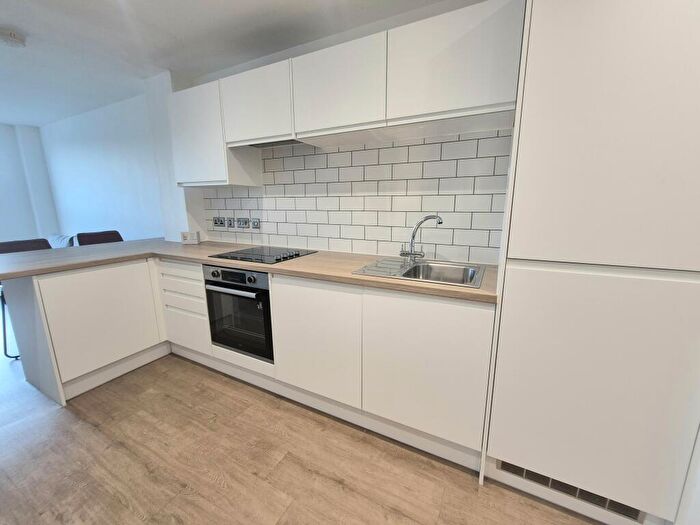 1 Bedroom Apartment To Rent In Bolt Works, HX1