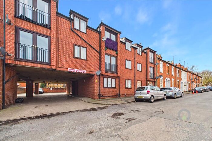 2 Bedroom Flat To Rent In Vernon Terrace, Northampton, Northamptonshire, NN1