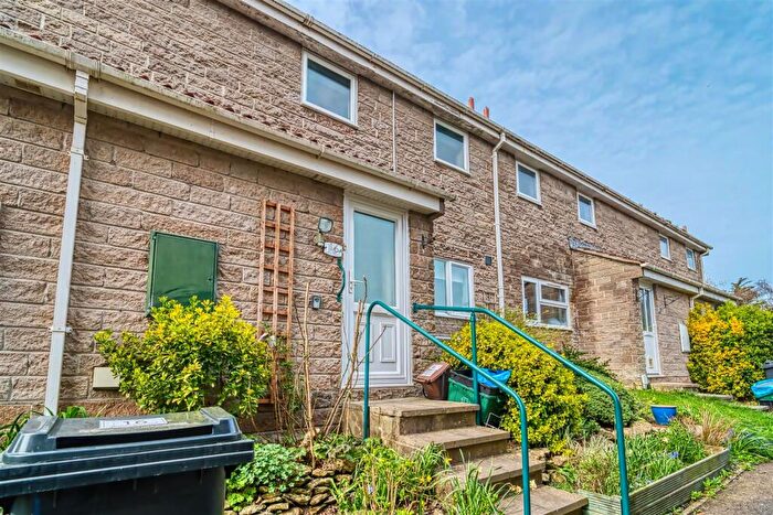 2 Bedroom Terraced House For Sale In Brines Orchard, Templecombe, BA8