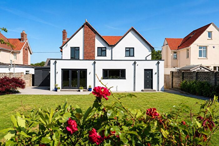 4 Bedroom Detached House For Sale In West Yelland, Barnstaple, Devon, EX31