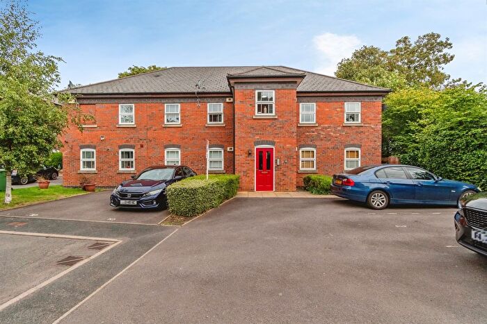2 Bedroom Flat For Sale In Drayman Close, Walsall, WS1