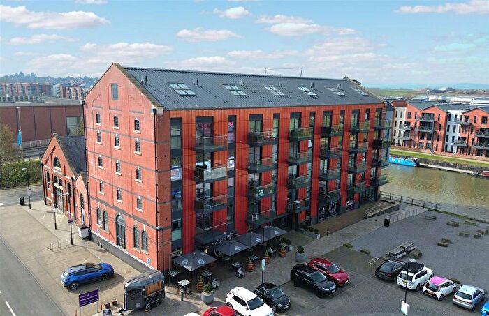 2 Bedroom Flat For Sale In St. Ann Way, Gloucester, GL1