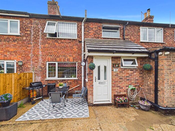 2 Bedroom Terraced House For Sale In Croft Bank, Croft, Skegness, PE24