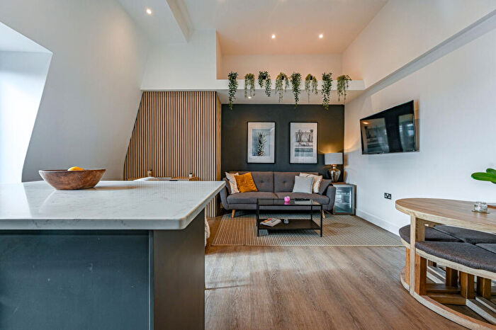 1 Bedroom Flat For Sale In Queens Road, Bromley, BR1