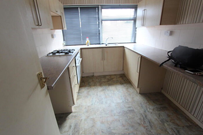 2 Bedroom Maisonette To Rent In Ellice Drive, Birmingham, B36