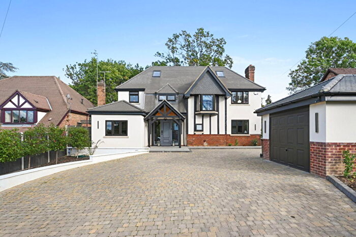 5 Bedroom Detached House For Sale In Northwood, HA6