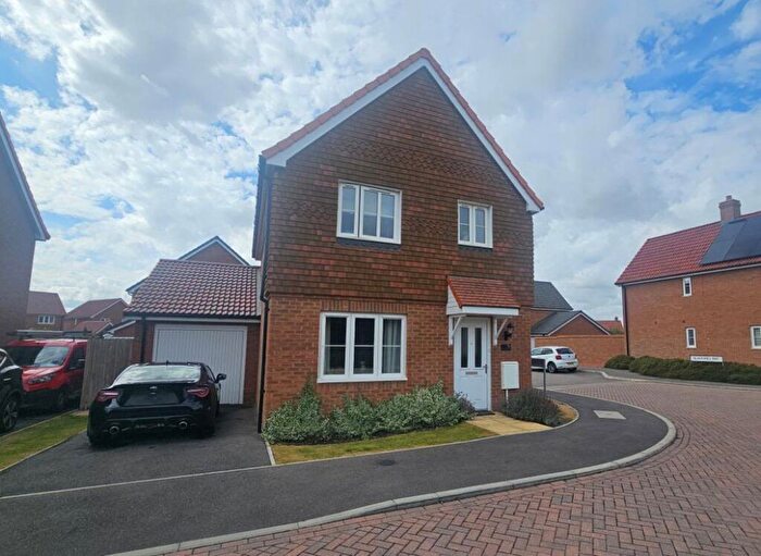 3 Bedroom House To Rent In Townmill Road, Sandwich, CT13
