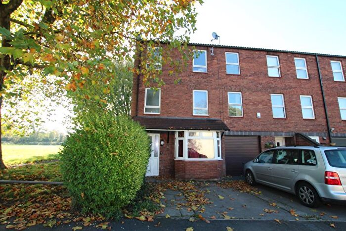6 Bedroom Terraced House To Rent In Small Lane - Stoke Gifford, BS16