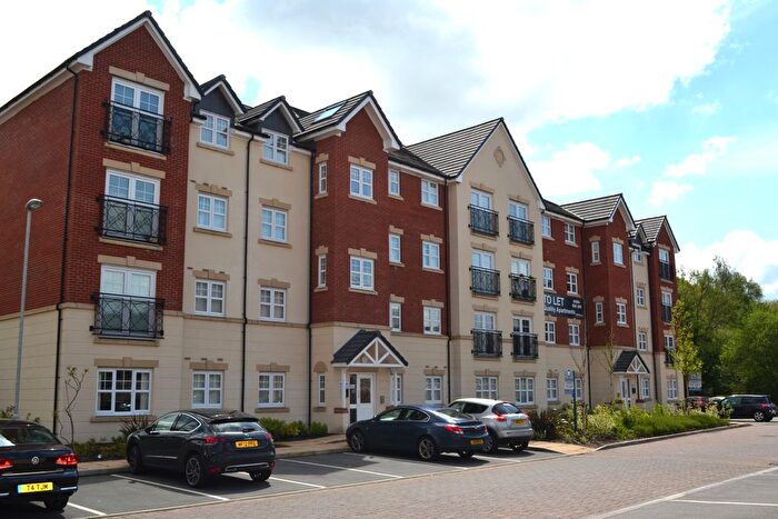 2 Bedroom Flat For Sale In Astley Brook Close, Bolton, BL1