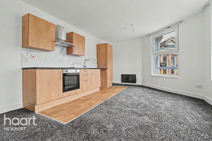 1 Bedroom Apartment To Rent In Commercial Street, Newport, NP20