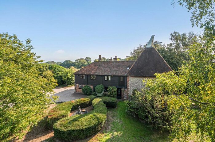 4 Bedroom Detached House For Sale In Stunning Views With Swimming Pool, Sandway, ME17