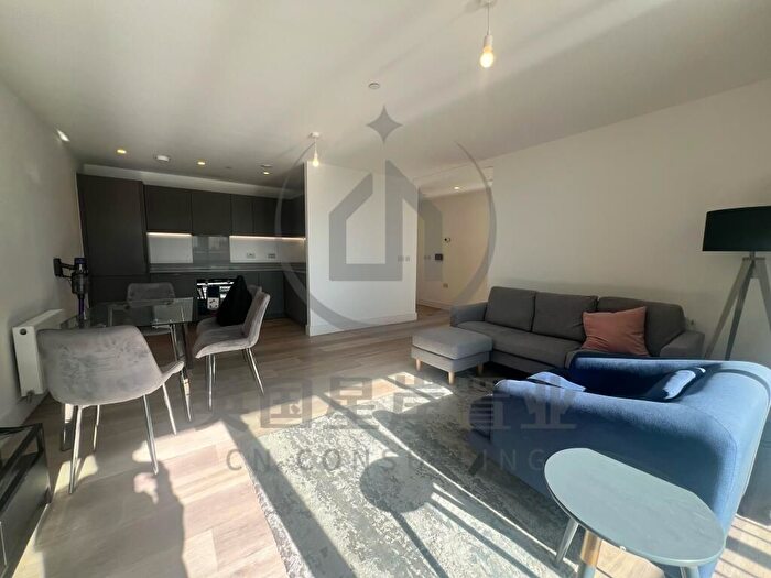 2 Bedroom Flat For Sale In Barley Lane, London, E15