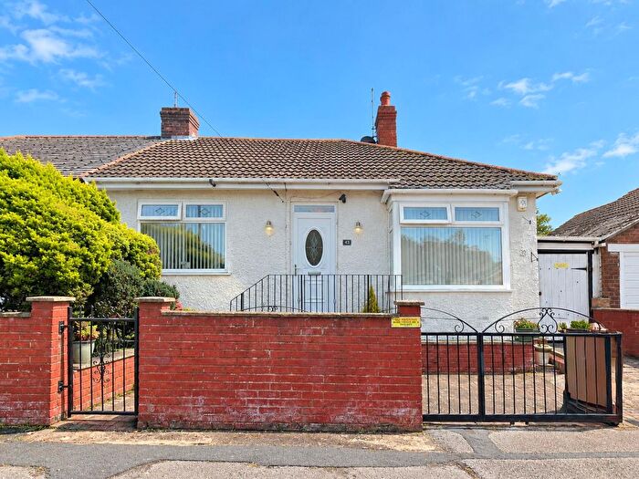 3 Bedroom Semi-Detached Bungalow For Sale In Park Avenue, Withernsea, HU19