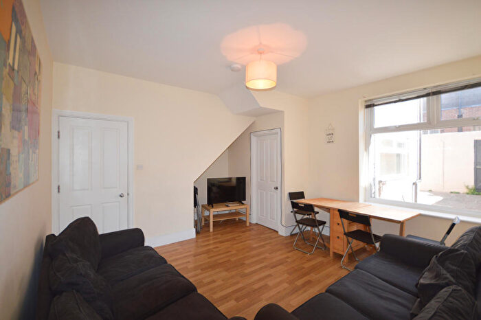 7 Bedroom End Of Terrace House To Rent In £pppw - Grantham Road, Sandyford, Newcastle Upon Tyne, NE2