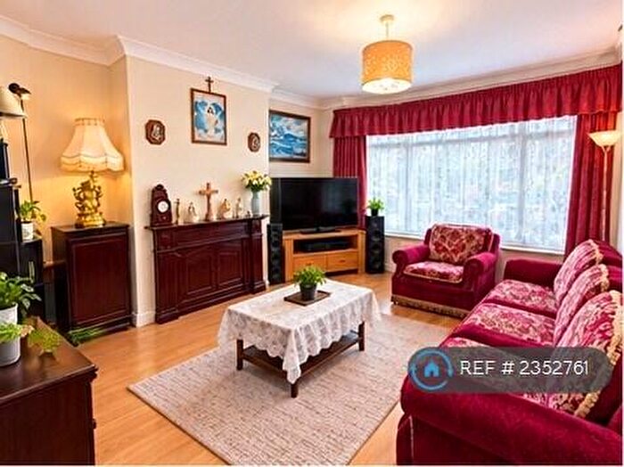 2 Bedroom Maisonette To Rent In Jesmond Court, Wembley, HA9