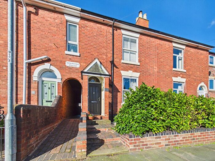 3 Bedroom Terraced House For Sale In Great House Road, Worcester, Worcestershire, WR2