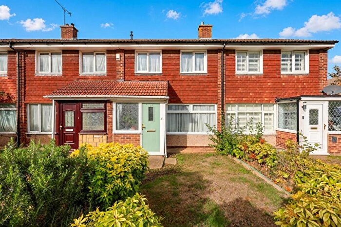2 Bedroom Terraced House For Sale In Windrush Avenue, Slough, SL3