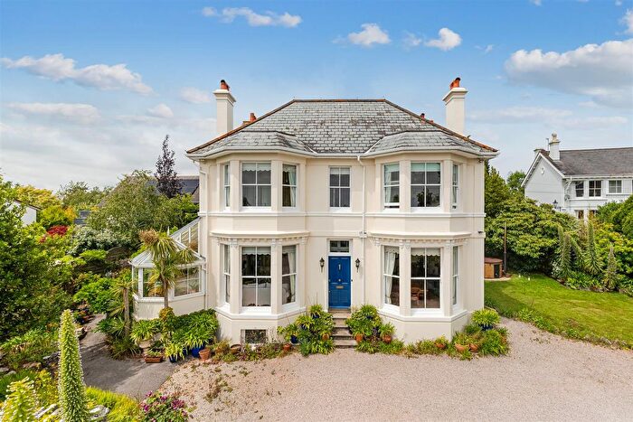 6 Bedroom Detached House For Sale In St Marys Road, Newton Abbot, TQ12
