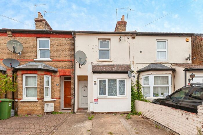 1 Bedroom Maisonette For Sale In Queens Road, Slough, SL1