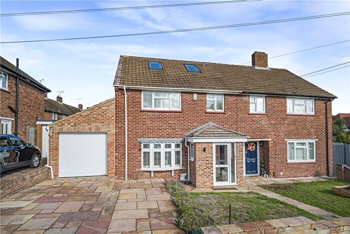 3 Bedroom Semi-Detached House For Sale In Oakdene Road, Orpington, Kent, BR5