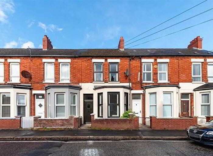 2 Bedroom Terrace House For Sale In Broadway, Belfast, BT12