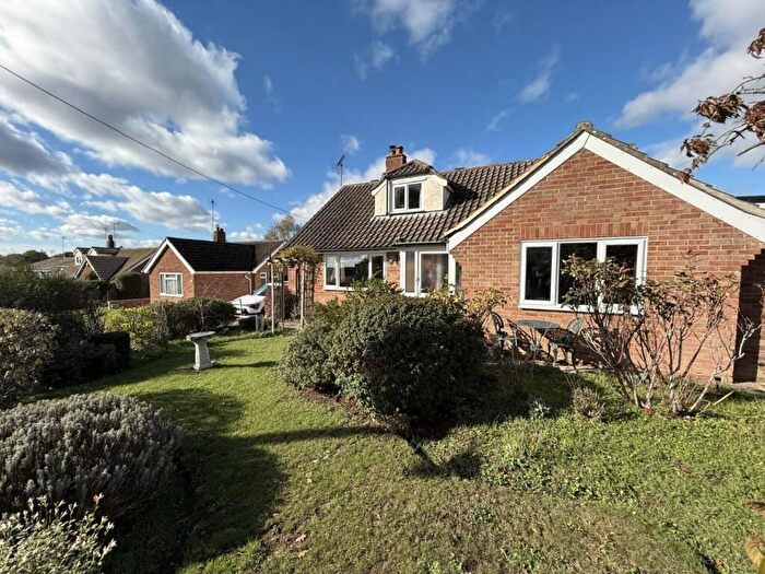 4 Bedroom Detached Bungalow For Sale In Halstead Road, Gosfield, Halstead, CO9