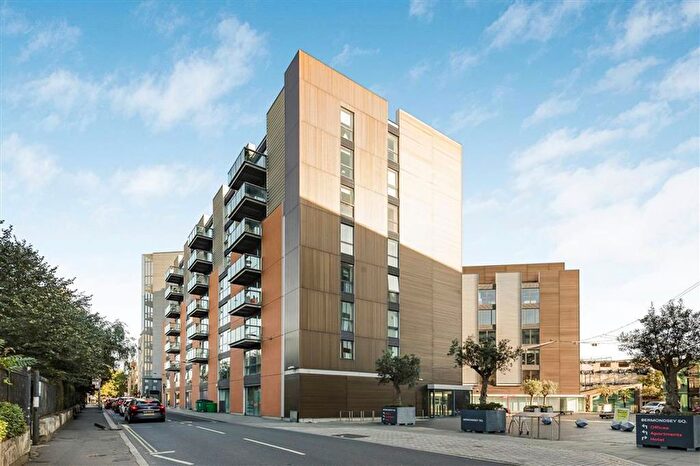 2 Bedroom Flat For Sale In Bermondsey Square, London Bridge, SE1