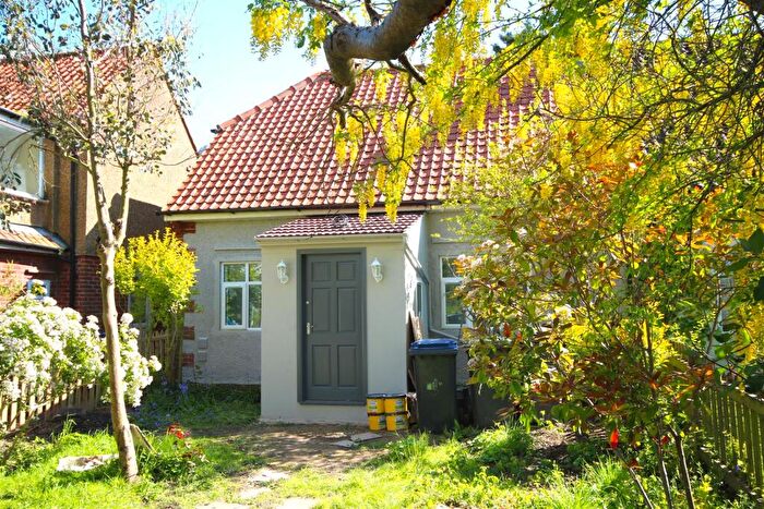 2 Bedroom Semi-Detached House To Rent In Thanington Road, Canterbury, CT1