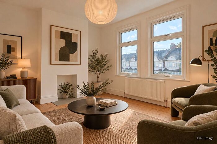2 Bedroom Maisonette For Sale In Loxton Road, London, SE23