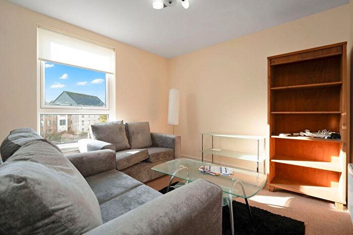 2 Bedroom Flat To Rent In Ferry Gait Crescent, Edinburgh, EH4