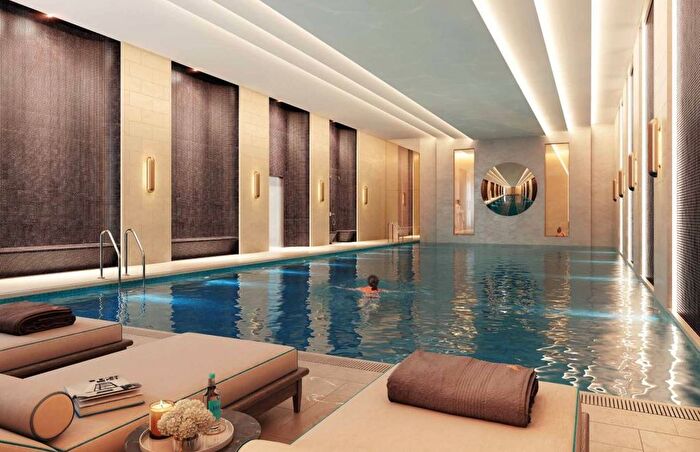 3 Bedroom Flat For Sale In Millbank Residence, Westminster, London, SW1P