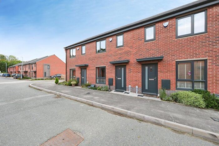2 Bedroom Town House For Sale In Derwentside Drive, Belper, DE56