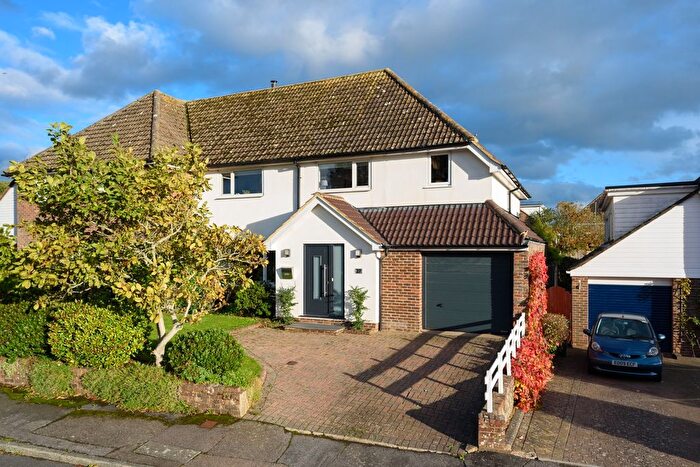 5 Bedroom Semi-Detached House For Sale In Harpswood Lane, Hythe, CT21