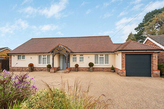 2 Bedroom Detached Bungalow For Sale In Vicarage Close, Bookham, Surrey, KT23
