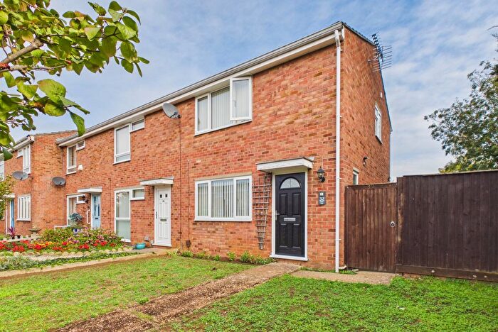 2 Bedroom End Of Terrace House For Sale In Wilkin Walk, Cottenham, CB24