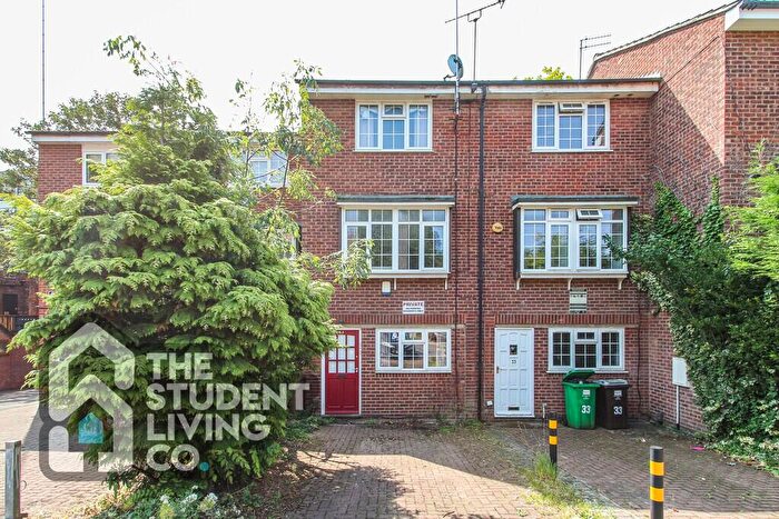 4 Bedroom Terraced House To Rent In Bluecoat Close, City Centre, NG1