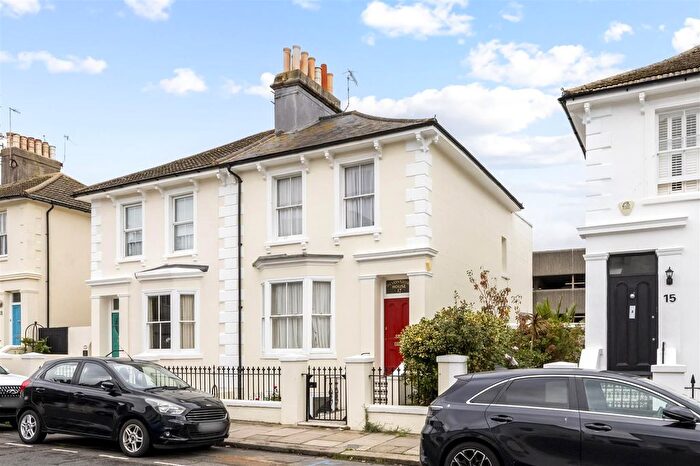 4 Bedroom Property For Sale In Hova Villas, Hove, BN3