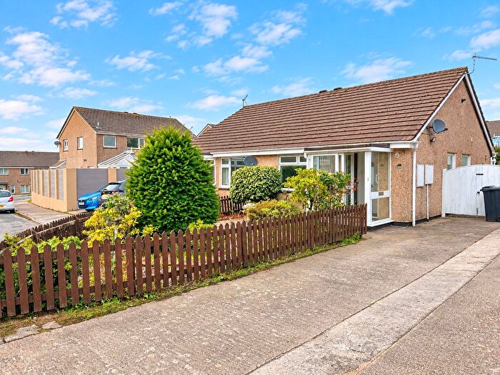 2 Bedroom Semi-Detached Bungalow For Sale In Kernow Close, Bodmin, Cornwall, PL31
