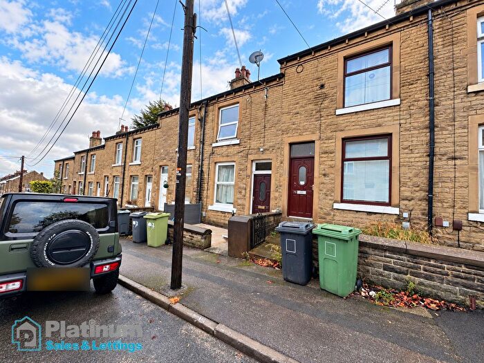 3 Bedroom Terraced House To Rent In Lightcliffe Road, Huddersfield, HD4