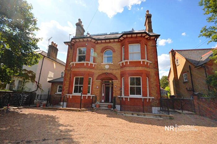 4 Bedroom Flat To Rent In Worple Road, Epsom, Surrey., KT18