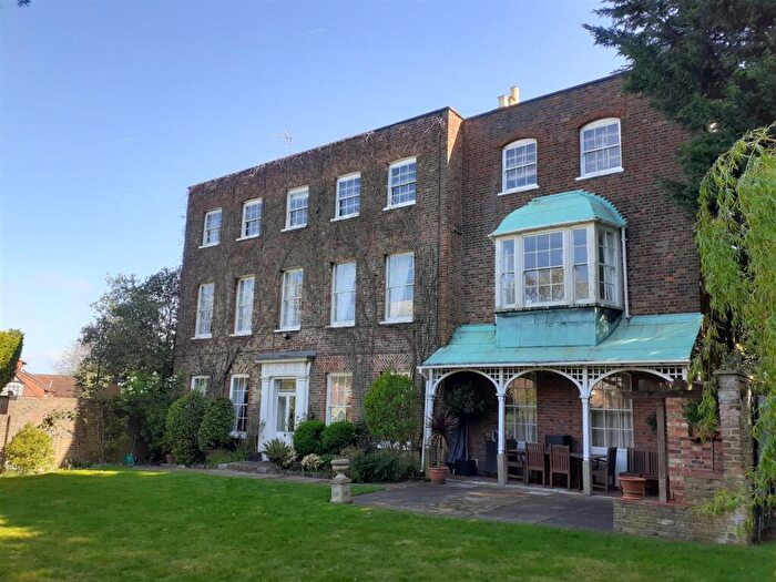 2 Bedroom Penthouse To Rent In Clonmel Close, Harrow On The Hill, HA2