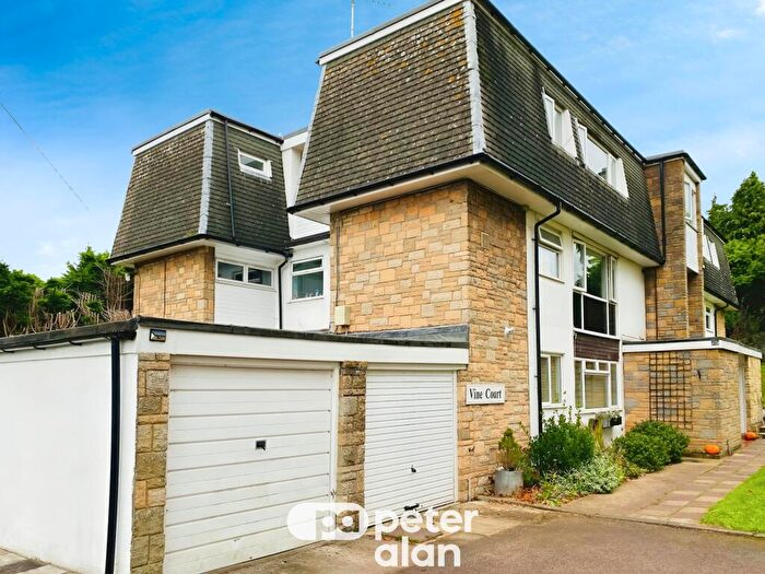 2 Bedroom Flat To Rent In Vine Court, Herefore Road, NP25