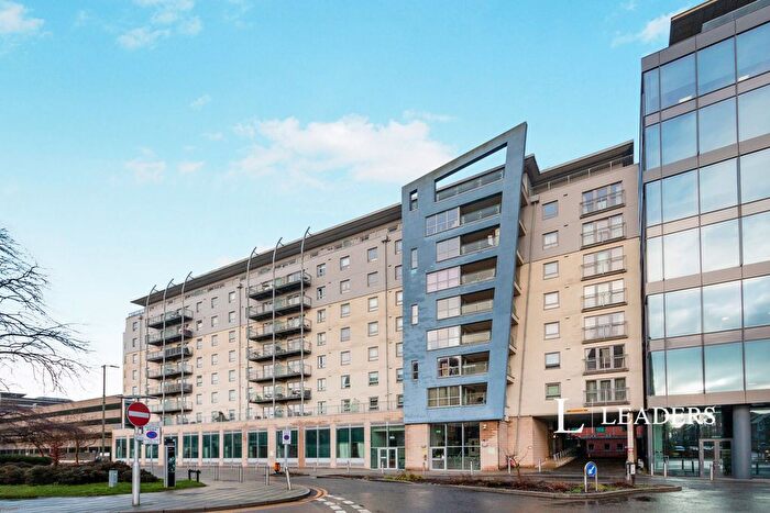 Studio To Rent In Enterprise Place, Church Street East, GU21