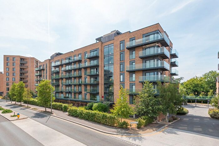 2 Bedroom Flat For Sale In Kenmore Place, Leacon Road, TN23