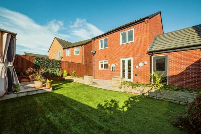 4 Bedroom Property To Rent In Colliers Road, Pontefract, WF7