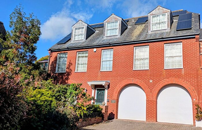 3 Bedroom Detached House For Sale In Lindridge, Teignmouth, TQ14