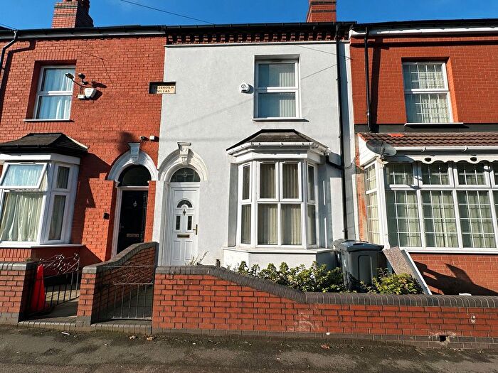 3 Bedroom Terraced House For Sale In Bowyer Road, Birmingham, West Midlands, B8