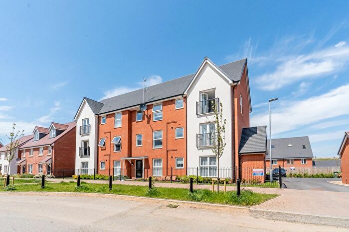 2 Bedroom Flat For Sale In Galapagos Grove Newton Leys, Milton Keynes, MK3